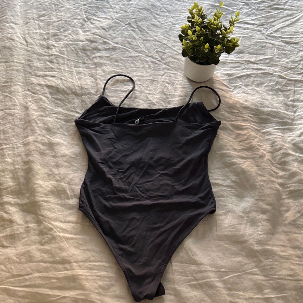 Zara Black Bodysuit - Picture 2 of 2